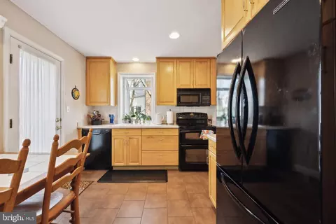 Kitchen - 2011 Lanier Dr, Silver Spring, MD 20910 photo 1 of 1