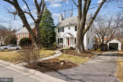 Exterior - 2011 Lanier Dr, Silver Spring, MD 20910 photo 3 of 10