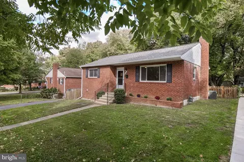 2629 Henderson Ave, Silver Spring, MD 20902 photo 2