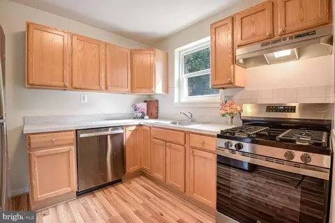 2629 Henderson Ave, Silver Spring, MD 20902 photo 10