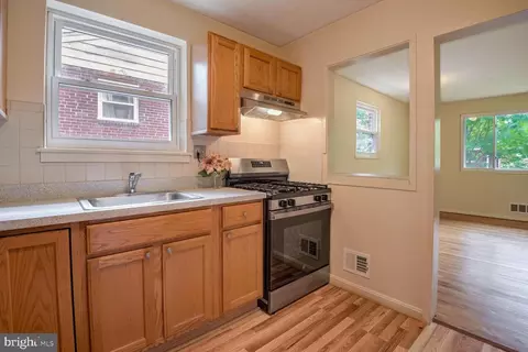 2629 Henderson Ave, Silver Spring, MD 20902 photo 12