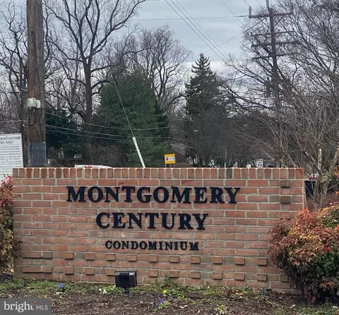 3133 University Blvd W #3, Kensington, MD 20895