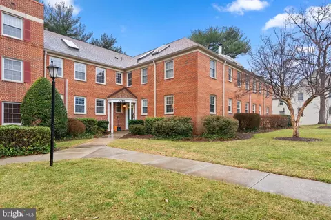 2246 Washington Ave #202, Silver Spring, MD 20910 photo 3