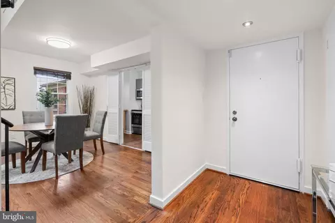 2246 Washington Ave #202, Silver Spring, MD 20910 photo 5
