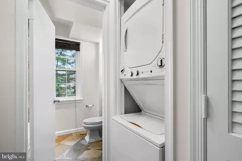 2246 Washington Ave #202, Silver Spring, MD 20910 photo 19