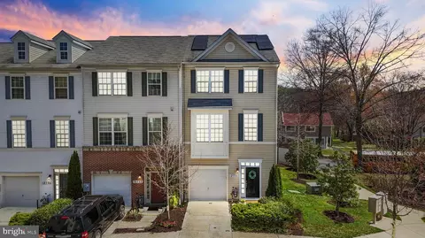 12731 Longford Glen Dr, Germantown, MD 20874
