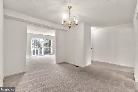 11321 Baroque Rd, Silver Spring, MD 20901 photo 5
