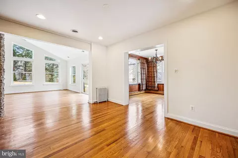 Living - 411 Pershing Dr, Silver Spring, MD 20910 photo 4 of 9