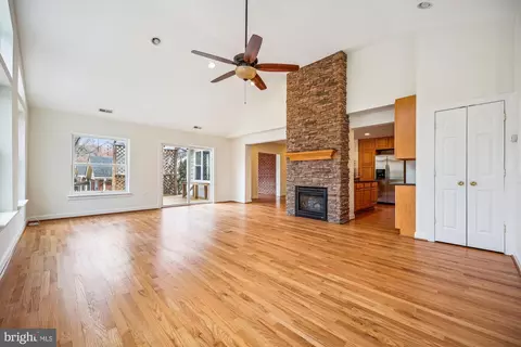 Living - 411 Pershing Dr, Silver Spring, MD 20910 photo 7 of 9