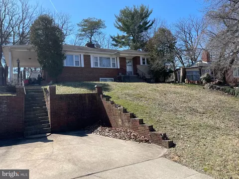10224 Green Forest Dr, Silver Spring, MD 20903