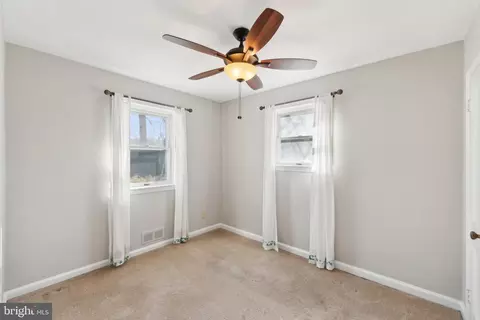 Bedroom - 11703 Hatcher Pl, Silver Spring, MD 20902 photo 1 of 3