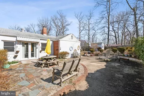 Exterior - 11703 Hatcher Pl, Silver Spring, MD 20902 photo 1 of 7