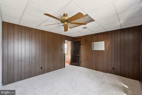 Bedroom - 11703 Hatcher Pl, Silver Spring, MD 20902 photo 3 of 3