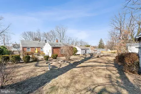 Exterior - 11703 Hatcher Pl, Silver Spring, MD 20902 photo 4 of 7