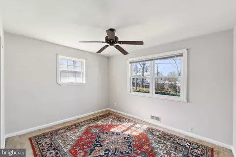 Entry Way - 11703 Hatcher Pl, Silver Spring, MD 20902 photo 3 of 6