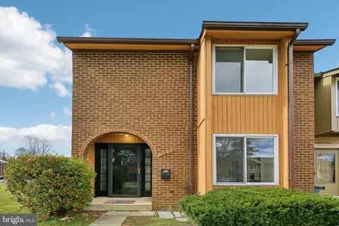 19610 Club Lake Rd, Gaithersburg, MD 20886