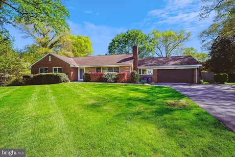 407 Quaint Acres Dr, Silver Spring, MD 20904