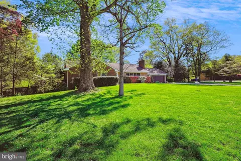 Exterior - 407 Quaint Acres Dr, Silver Spring, MD 20904 photo 5 of 18