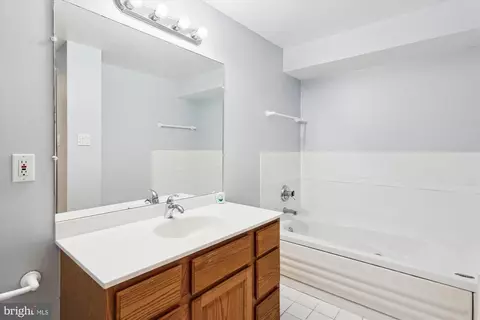 Bath - 407 Quaint Acres Dr, Silver Spring, MD 20904 photo 4 of 4