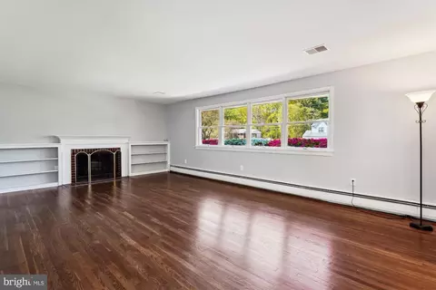Living - 407 Quaint Acres Dr, Silver Spring, MD 20904 photo 1 of 7
