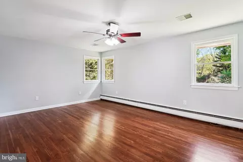 Bedroom - 407 Quaint Acres Dr, Silver Spring, MD 20904 photo 1 of 8