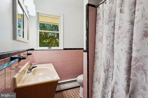 Bath - 407 Quaint Acres Dr, Silver Spring, MD 20904 photo 1 of 4