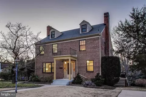 9214 Kingsbury Dr, Silver Spring, MD 20910 photo 5