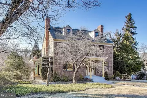 9214 Kingsbury Dr, Silver Spring, MD 20910 photo 3