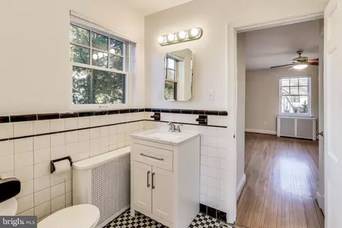 9214 Kingsbury Dr, Silver Spring, MD 20910 photo 26