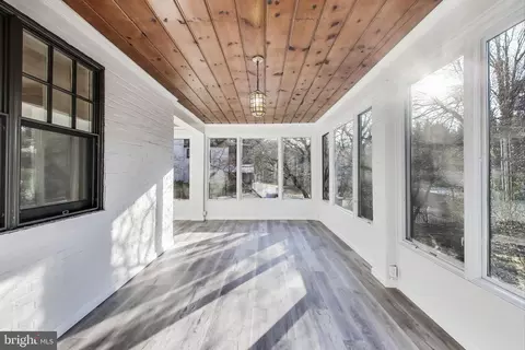 9214 Kingsbury Dr, Silver Spring, MD 20910 photo 14