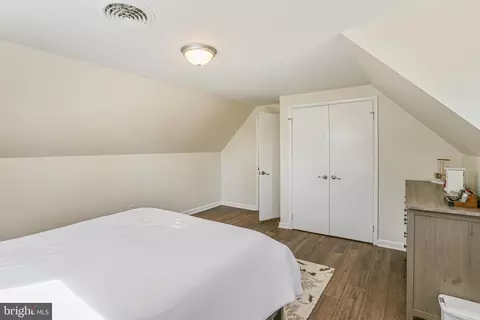 Bedroom - 12702 Goodhill Rd, Silver Spring, MD 20906 photo 2 of 3