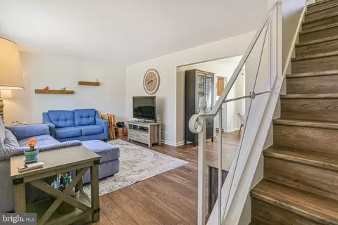 Entry Way - 12702 Goodhill Rd, Silver Spring, MD 20906 photo 1 of 2