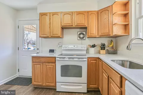 Kitchen - 12702 Goodhill Rd, Silver Spring, MD 20906 photo 3 of 3