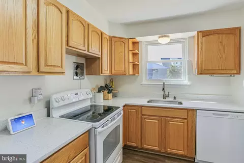Kitchen - 12702 Goodhill Rd, Silver Spring, MD 20906 photo 2 of 3