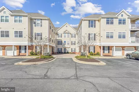 12708 Found Stone Rd #3-102, Germantown, MD 20876