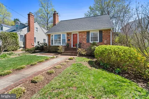 5103 Saratoga Ave, Bethesda, MD 20816