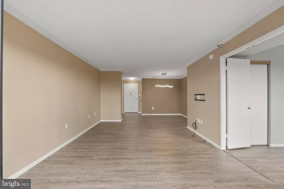 Living - 15115 Interlachen Dr #3-706, Silver Spring, MD 20906 photo 2 of 3