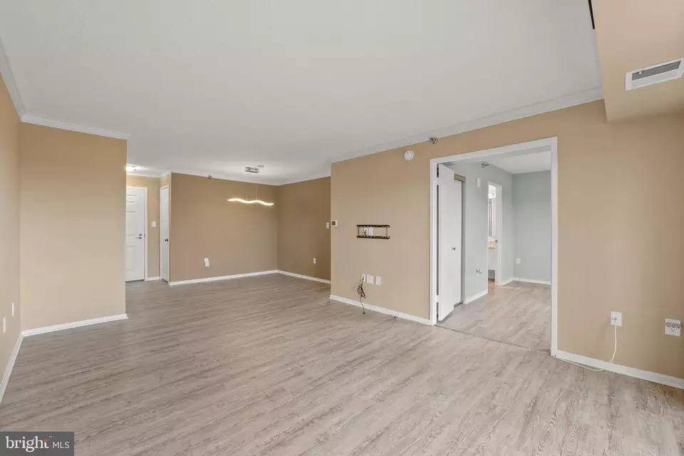 Living - 15115 Interlachen Dr #3-706, Silver Spring, MD 20906 photo 3 of 3