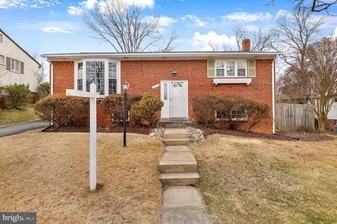 12110 Portree Dr, Rockville, MD 20852