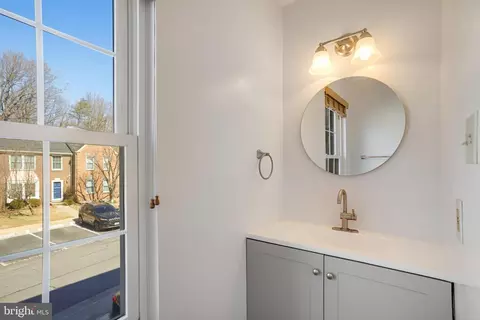 11440 Encore Dr, Silver Spring, MD 20901 photo 14