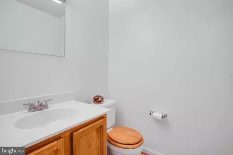 11440 Encore Dr, Silver Spring, MD 20901 photo 29