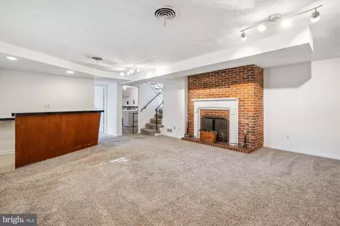 Living - 404 Neale Ct, Silver Spring, MD 20901 photo 5 of 7