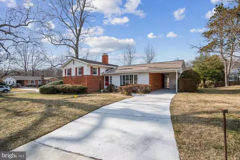 404 Neale Ct, Silver Spring, MD 20901