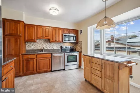 Kitchen - 404 Neale Ct, Silver Spring, MD 20901 photo 1 of 3