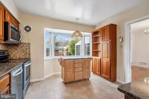 Kitchen - 404 Neale Ct, Silver Spring, MD 20901 photo 3 of 3