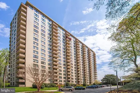 5225 Pooks Hill Rd #113N, Bethesda, MD 20814