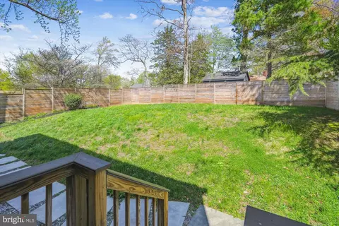 Exterior - 10115 Tenbrook Dr, Silver Spring, MD 20901 photo 11 of 15