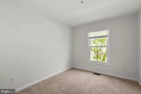 Bedroom - 2035 Westchester Dr, Silver Spring, MD 20902 photo 3 of 4