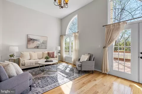 Living - 2035 Westchester Dr, Silver Spring, MD 20902 photo 1 of 6