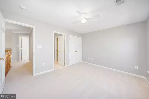 Bedroom - 18602 Broken Oak Rd, Boyds, MD 20841 photo 7 of 9